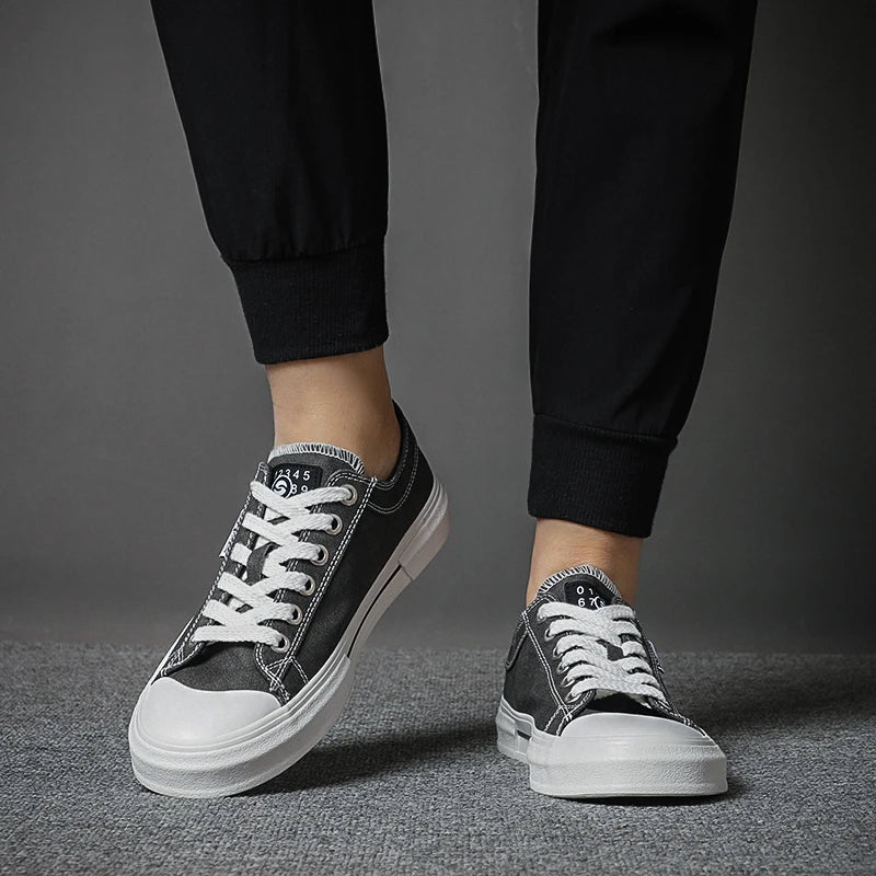 Derrick Canvas Sneakers
